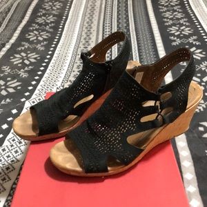 Rockport Cobb Hill wedge sandals black tan 8.5